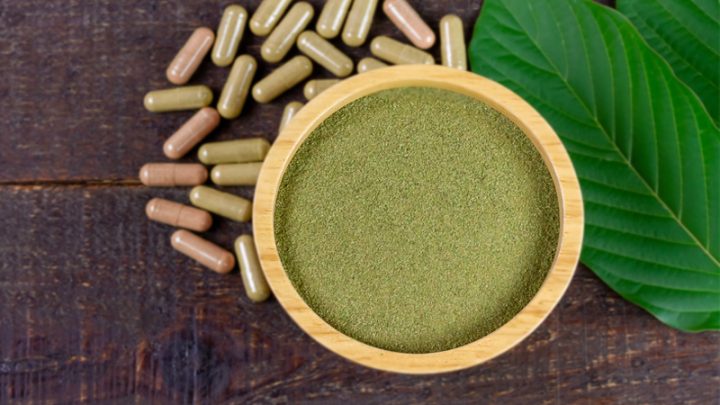 Types of Kratom: The Best of Red, White, and Green Strains