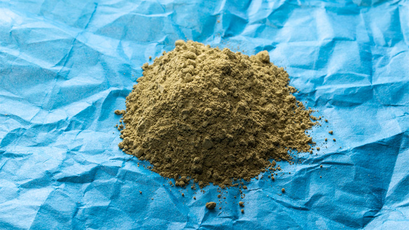 A pile of kratom extract